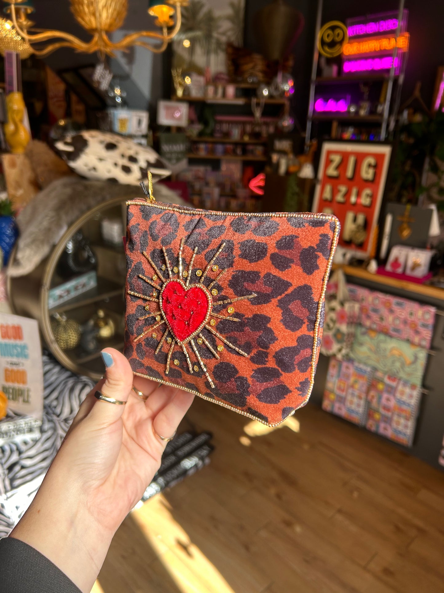 Leopard Bursting Heart Medium Pouch