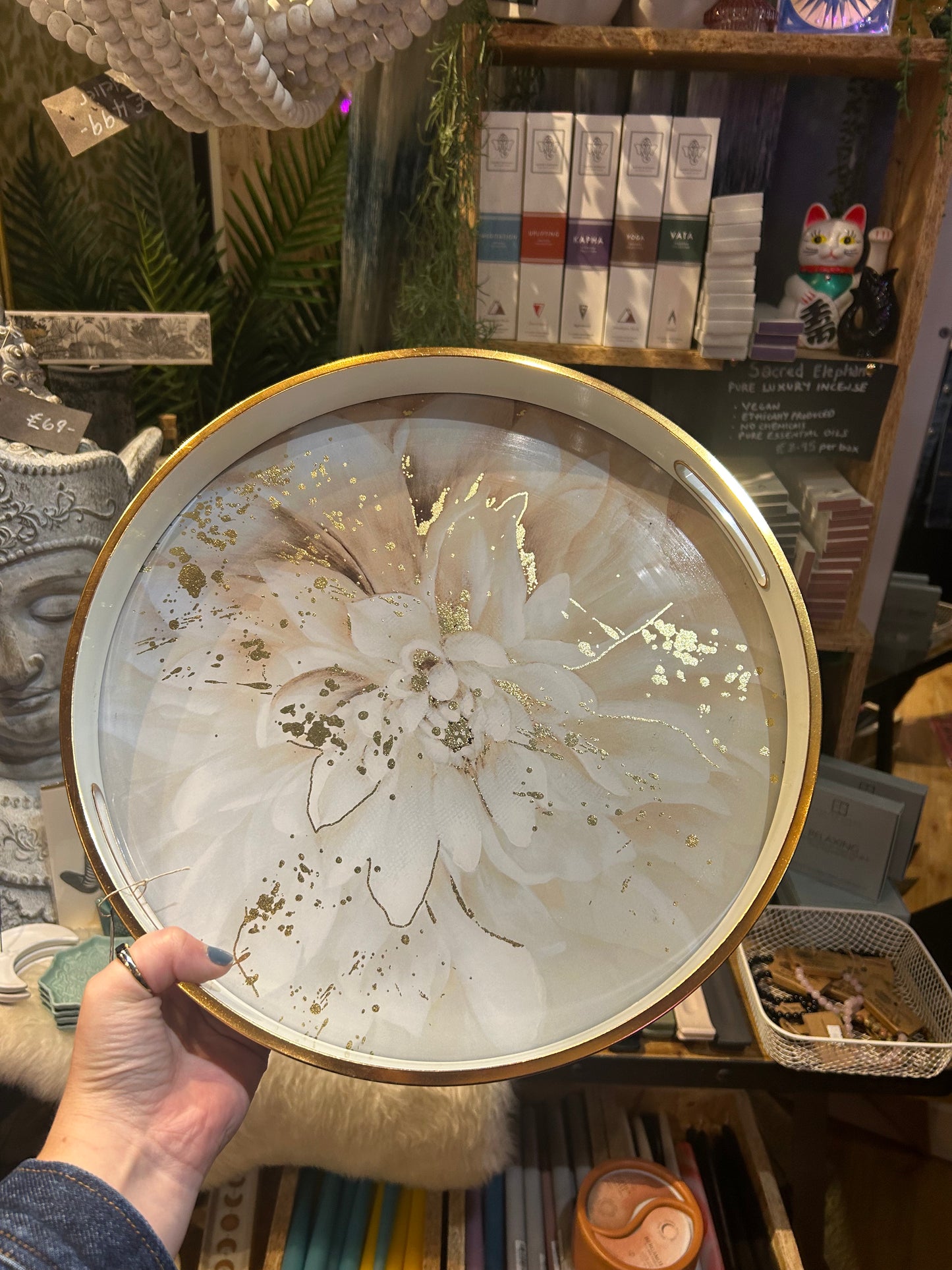 Round white with flower design tray