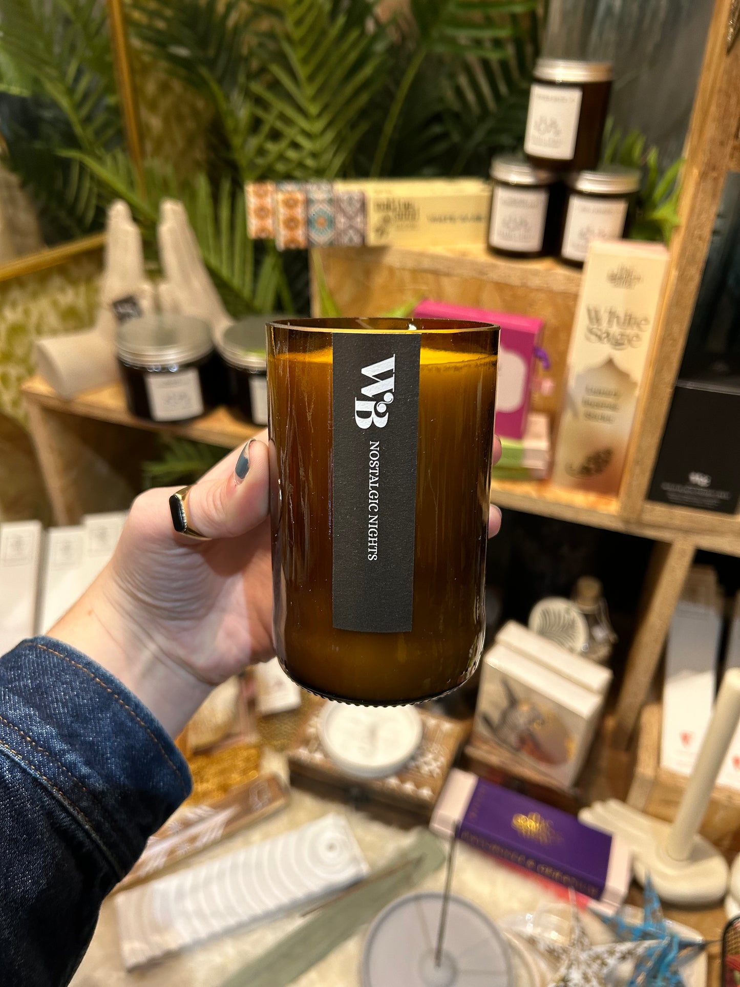 The Wandering Bee Candle- Nostalgic Nights