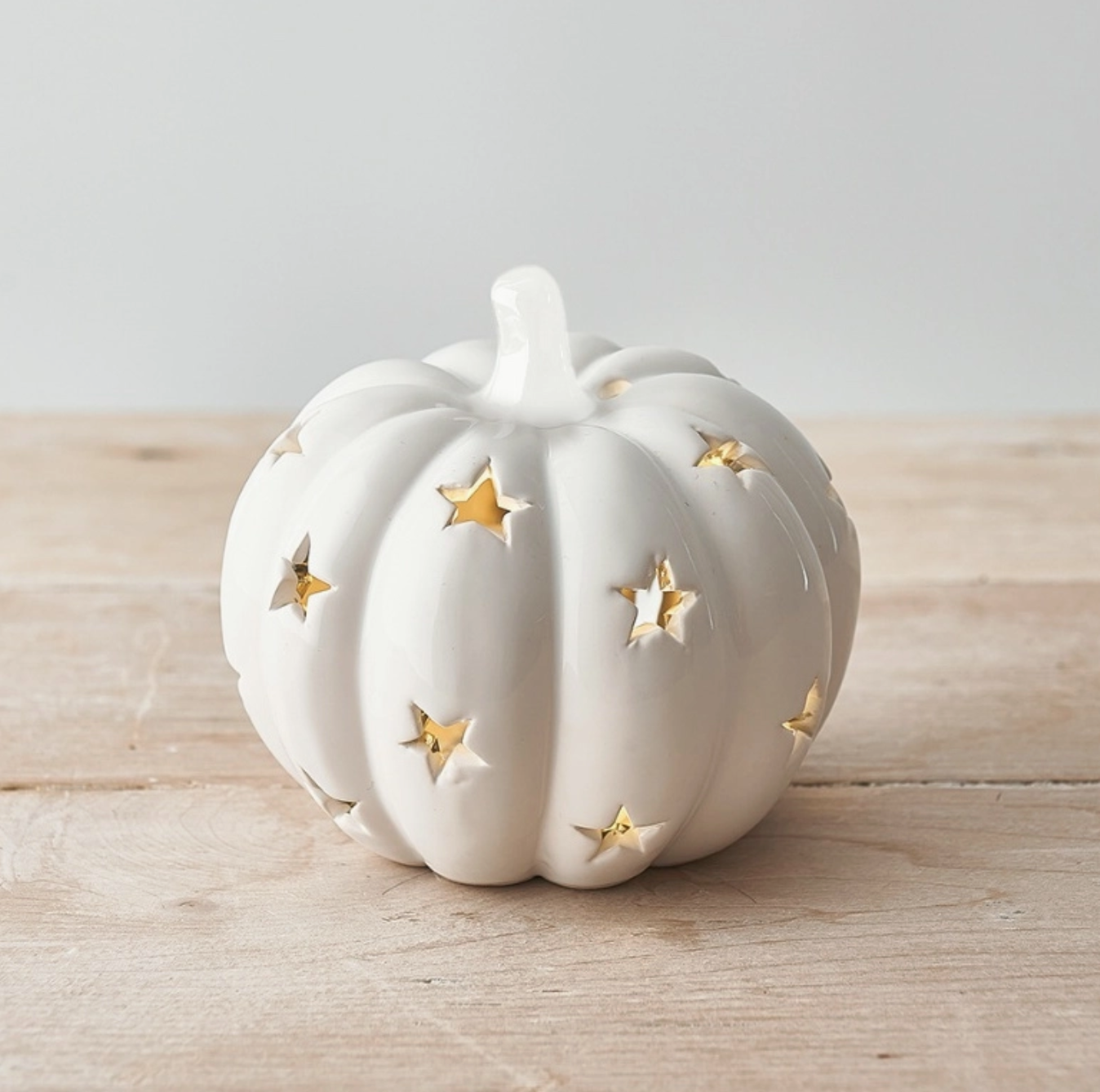 White Ceramic Pumpkin T-Light Holder
