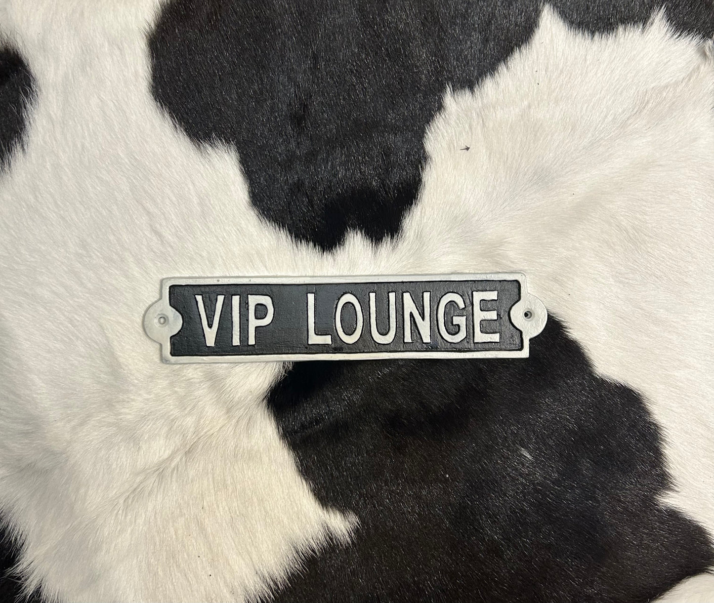 Vip Lounge sign