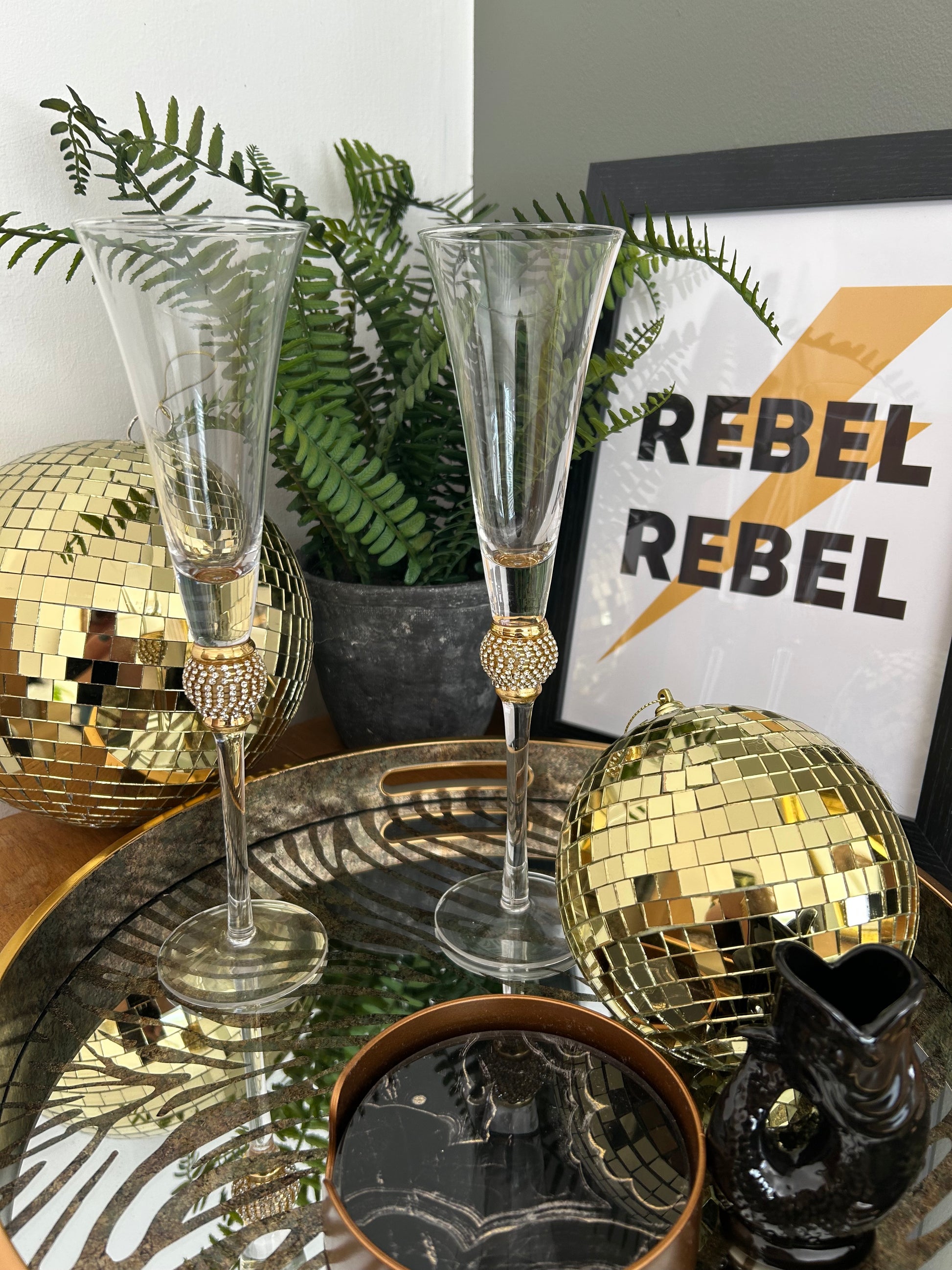 2024 Nuovi 2 Pezzi Di Cristallo Champagne Flute Glasses Decorazione Di Nozze Matrimonio Sposa Sposo Squisa Fattura Regalo Facile Da Usare - Foto 6