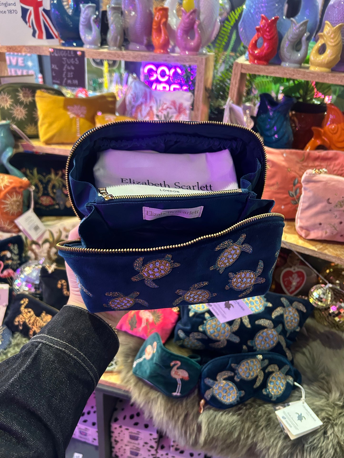 Elizabeth Scarlett Open Flat Make Up Bag - Turtle