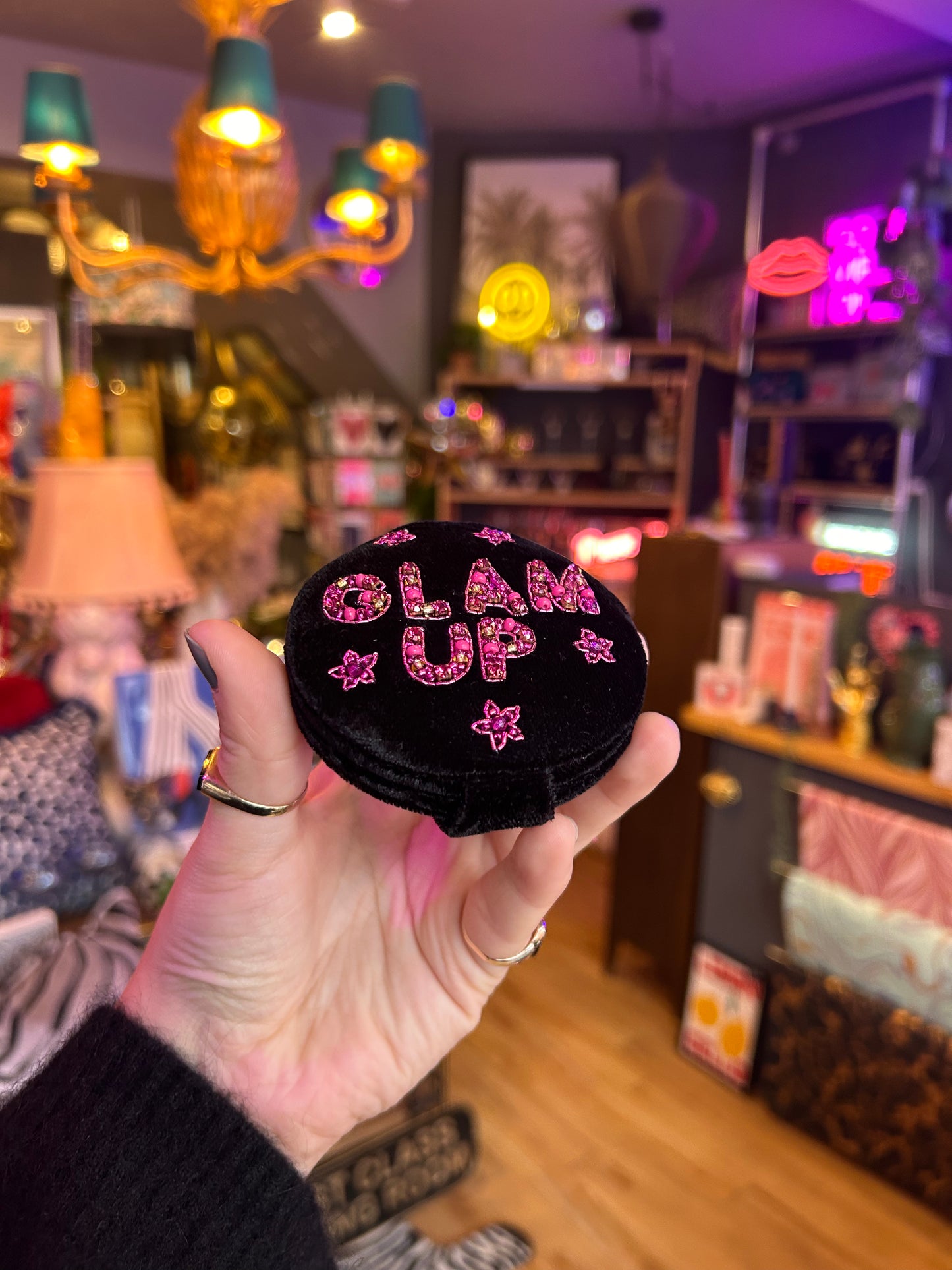 Glam Up Compact Mirror