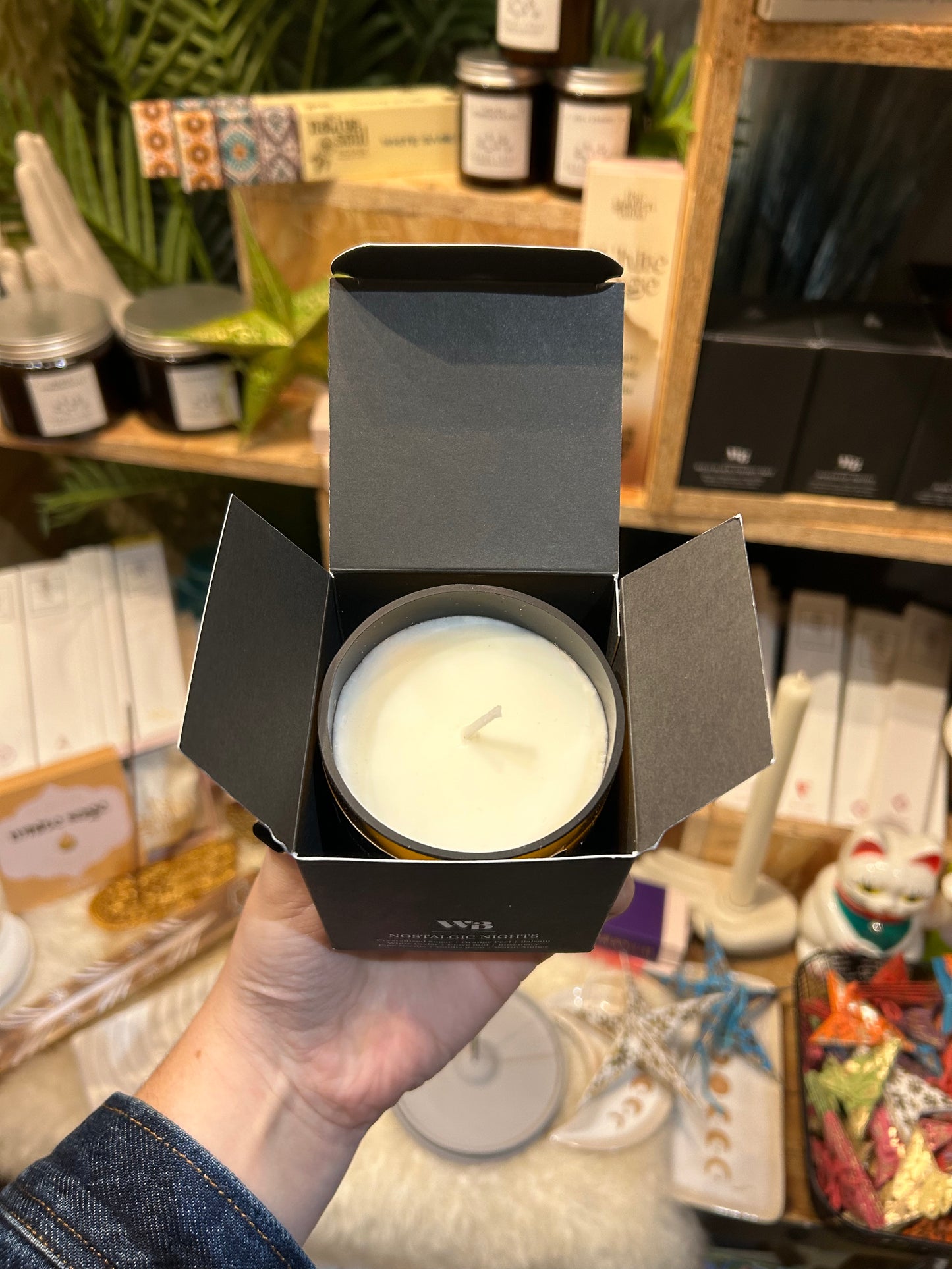 The Wandering Bee Candle- Nostalgic Nights