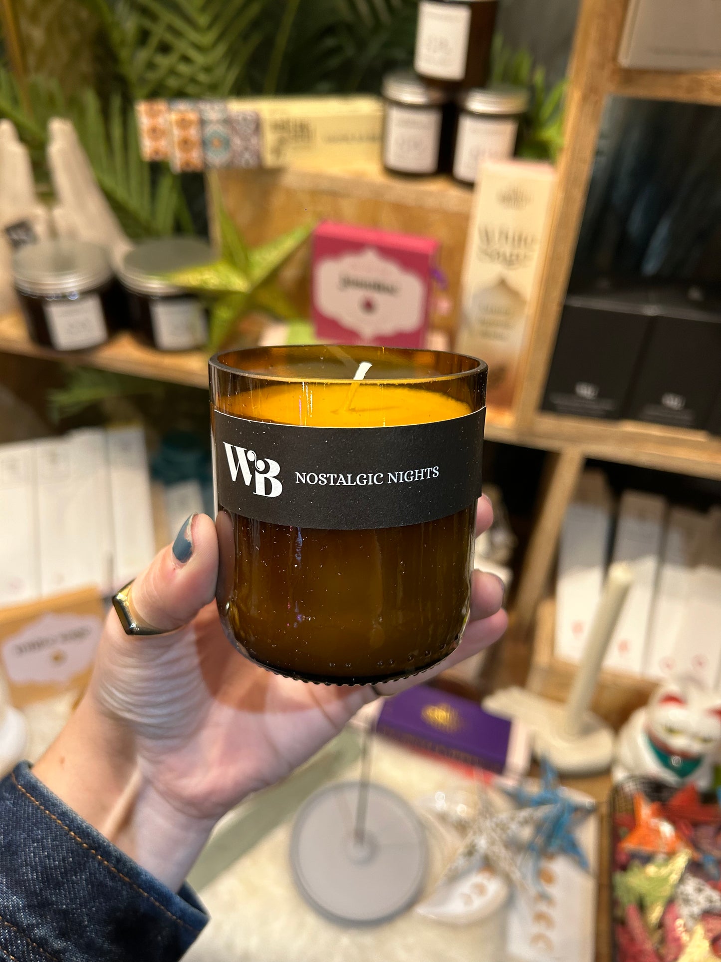 The Wandering Bee Candle- Nostalgic Nights