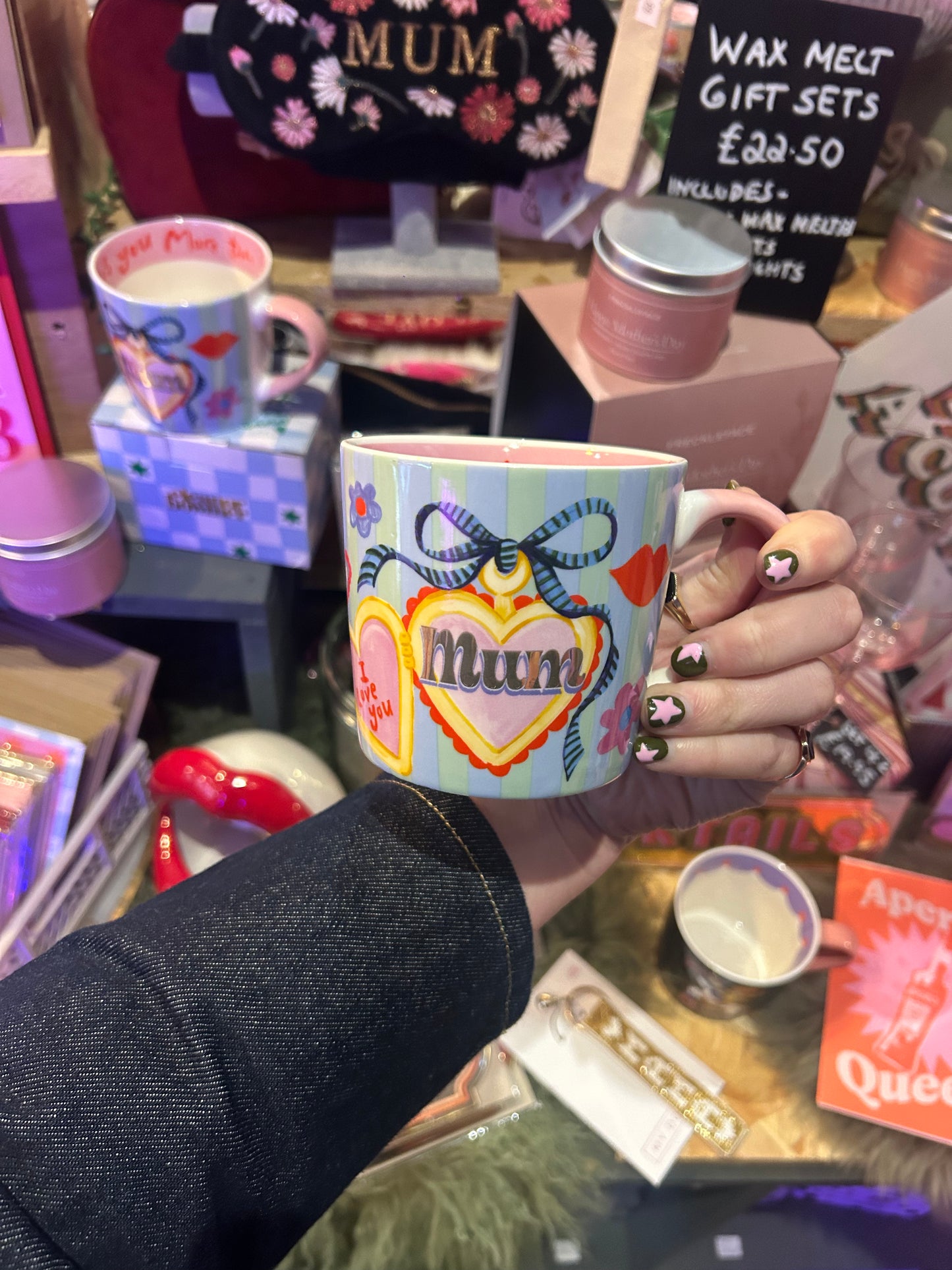 Eleanor Bowmer 'MUM' Mug