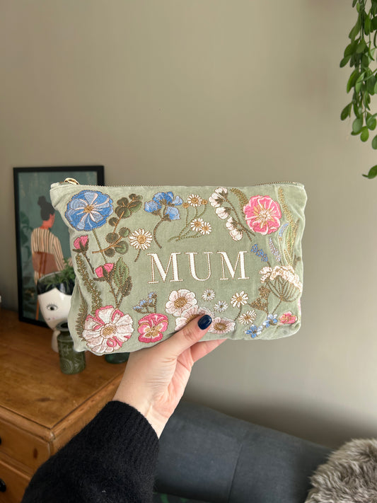 Elizabeth Scarlett Pressed Flowers Mum Everyday Pouch