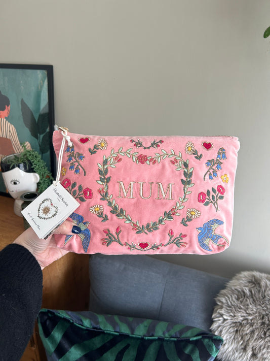 Elizabeth Scarlett Earth Goddess Mum Everyday Pouch