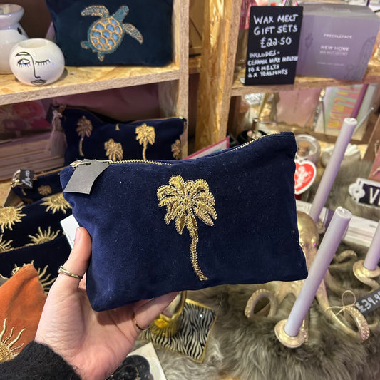 Elizabeth Scarlett Golden Palm Bag