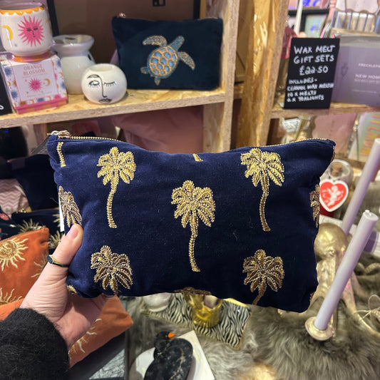 Elizabeth Scarlett Golden Palm Bag