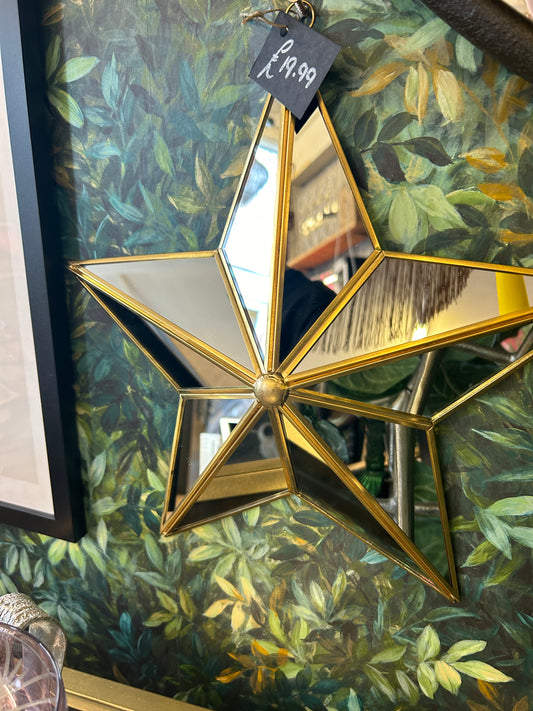 Mirrored Wall Star