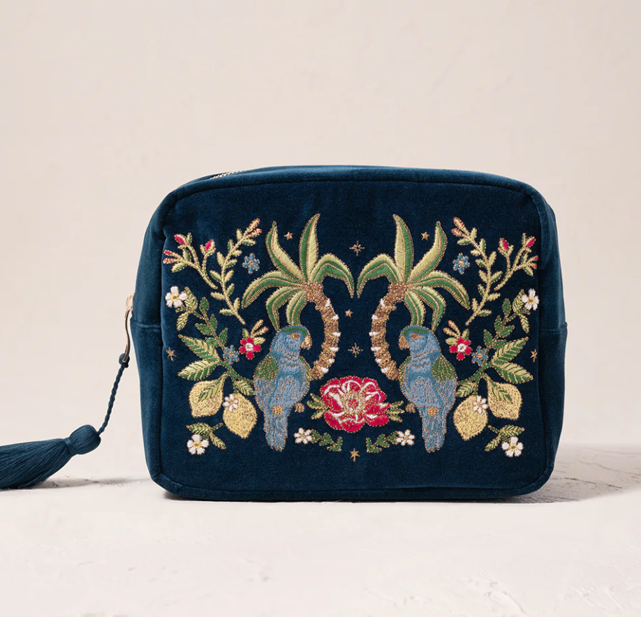 Elizabeth Scarlett Parrot Wash Bag