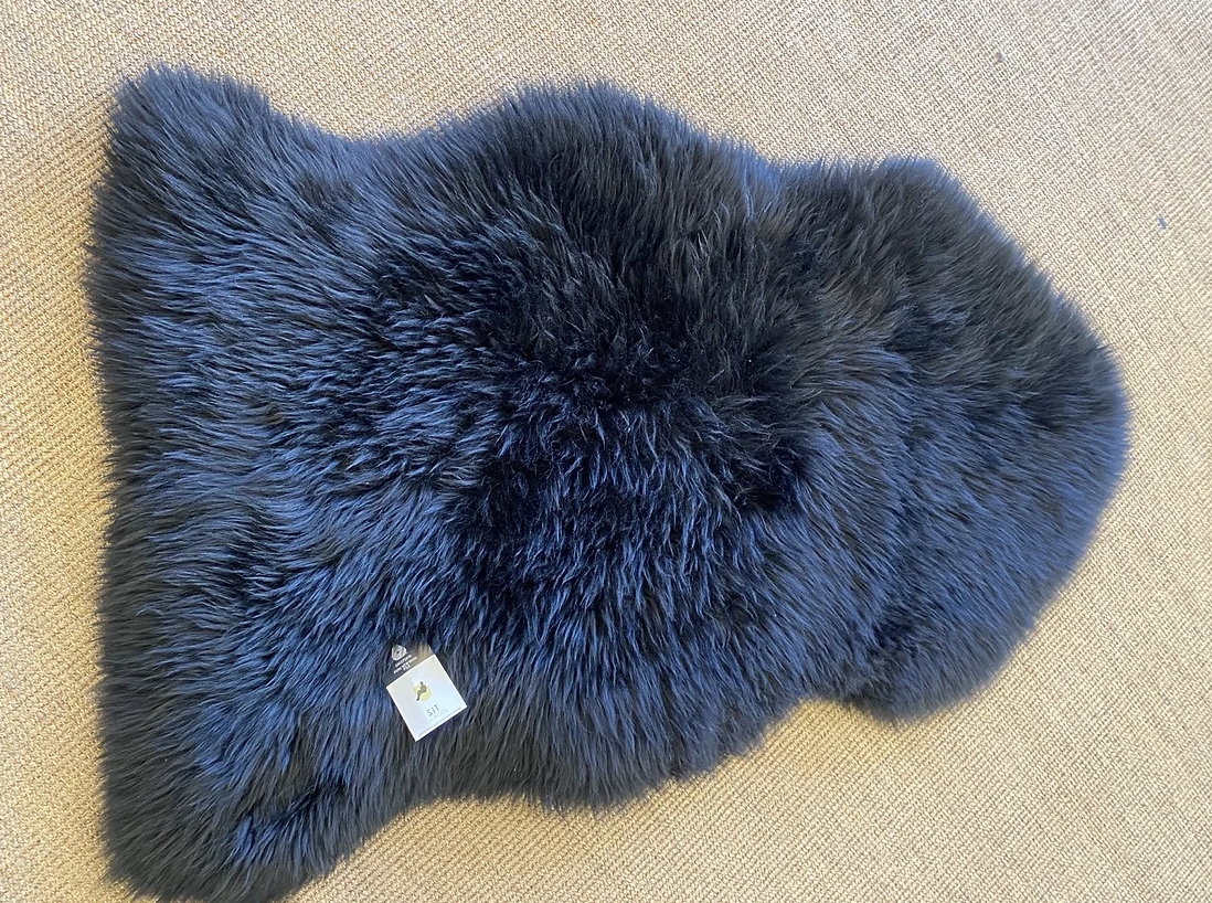 Black Sheepskin Rug