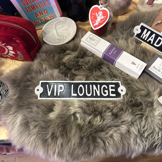 Vip Lounge sign