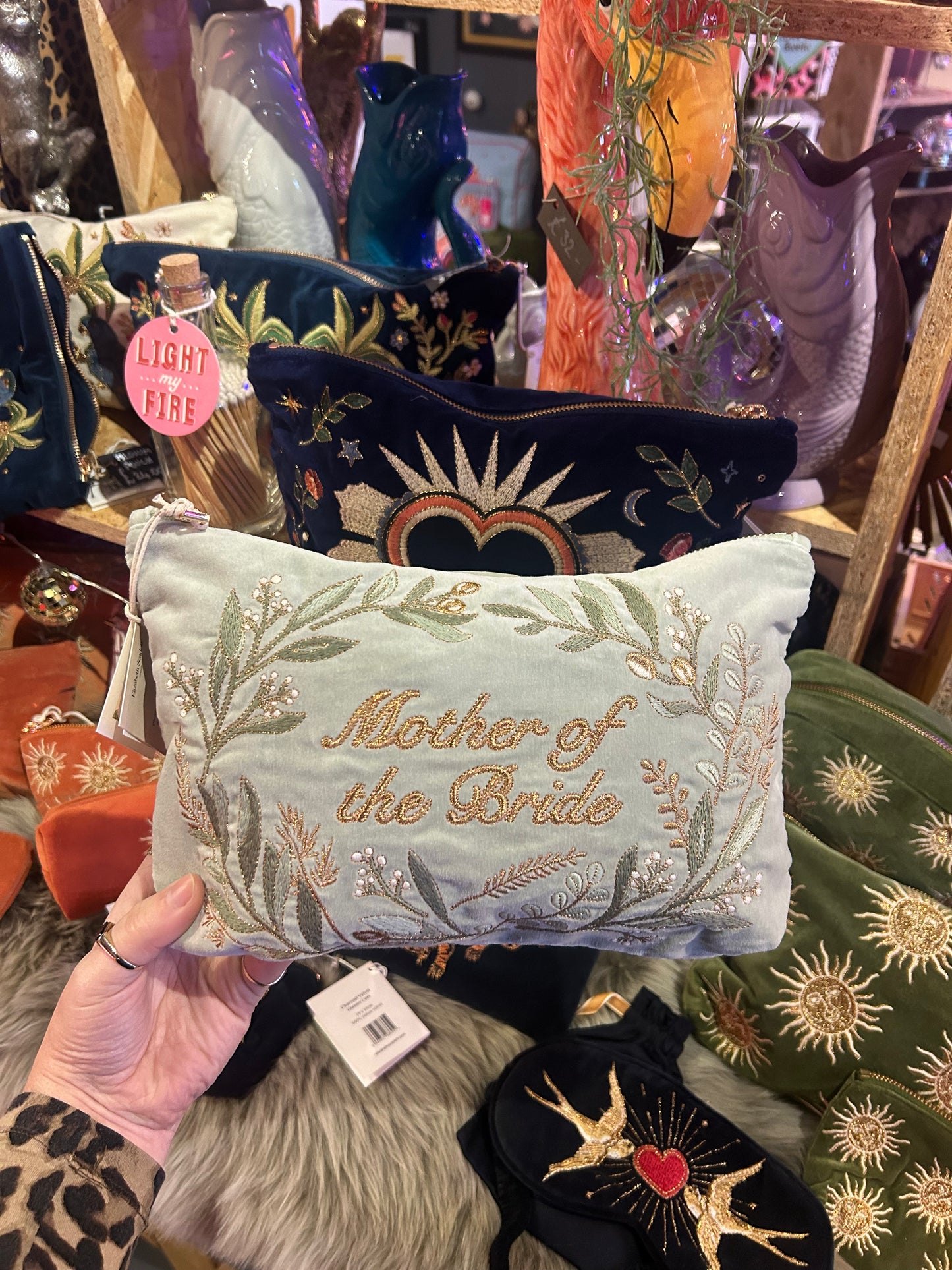 Elizabeth Scarlett Mother Of The Bride Pouch