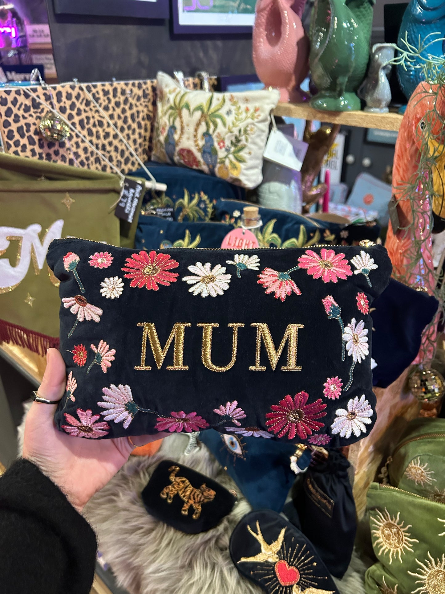 Elizabeth Scarlett 'MUM' Everyday Pouch